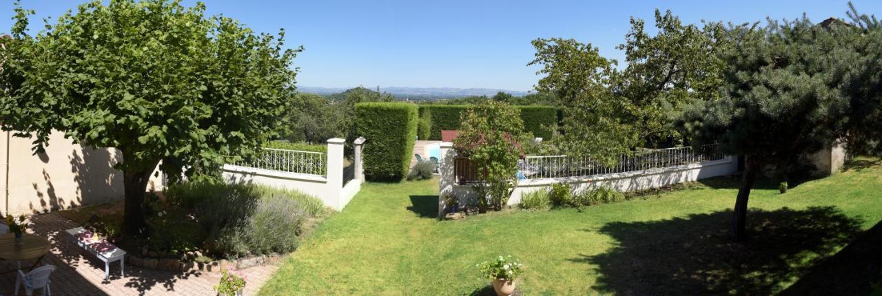 Les Bessonnes Bed & Breakfast Saint-Georges-Haute-Ville Eksteriør bilde